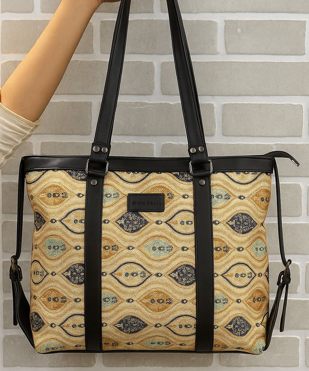 Trendy Jute Tote Bag – Spacious & Stylish Everyday Handbag for Women